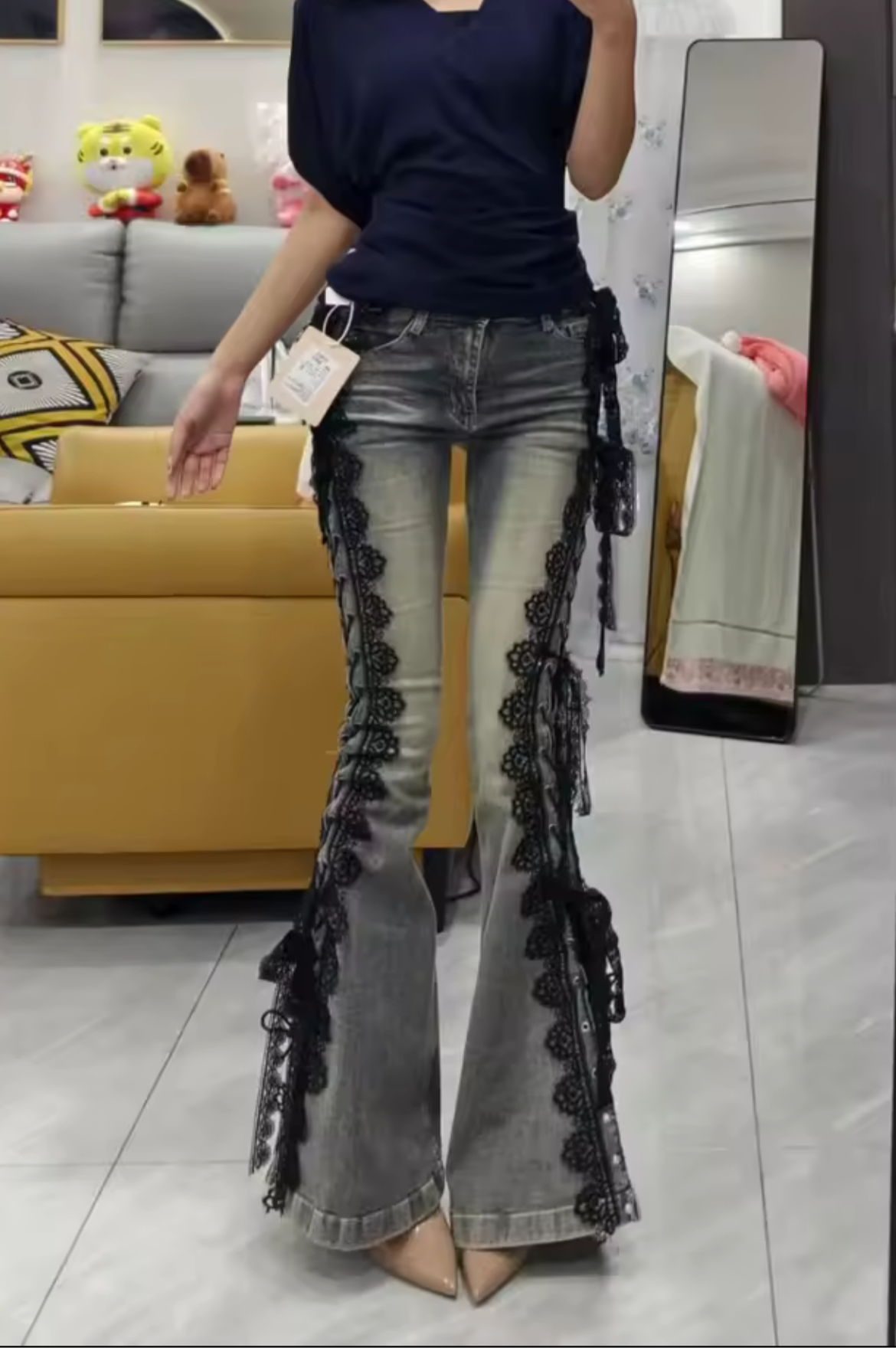 “Fangnam” lace pants