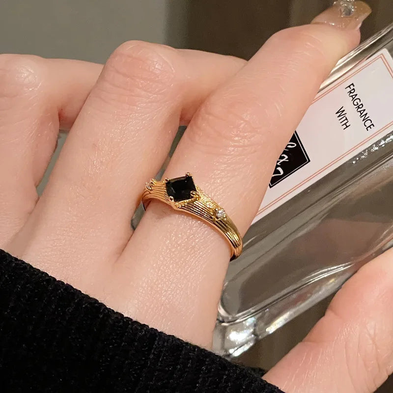 “Tiger Eyez“ Rings