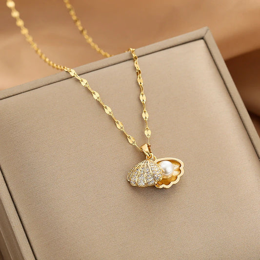 Ariel Ocean Pearl Necklace