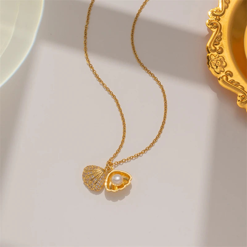 Ariel Ocean Pearl Necklace