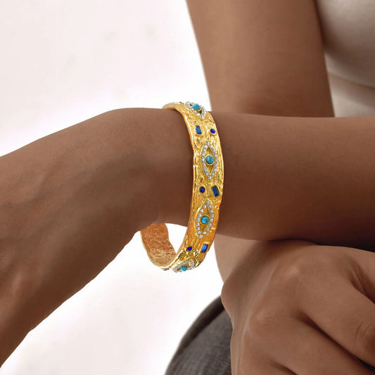 “ Nights“ cuff bracelet