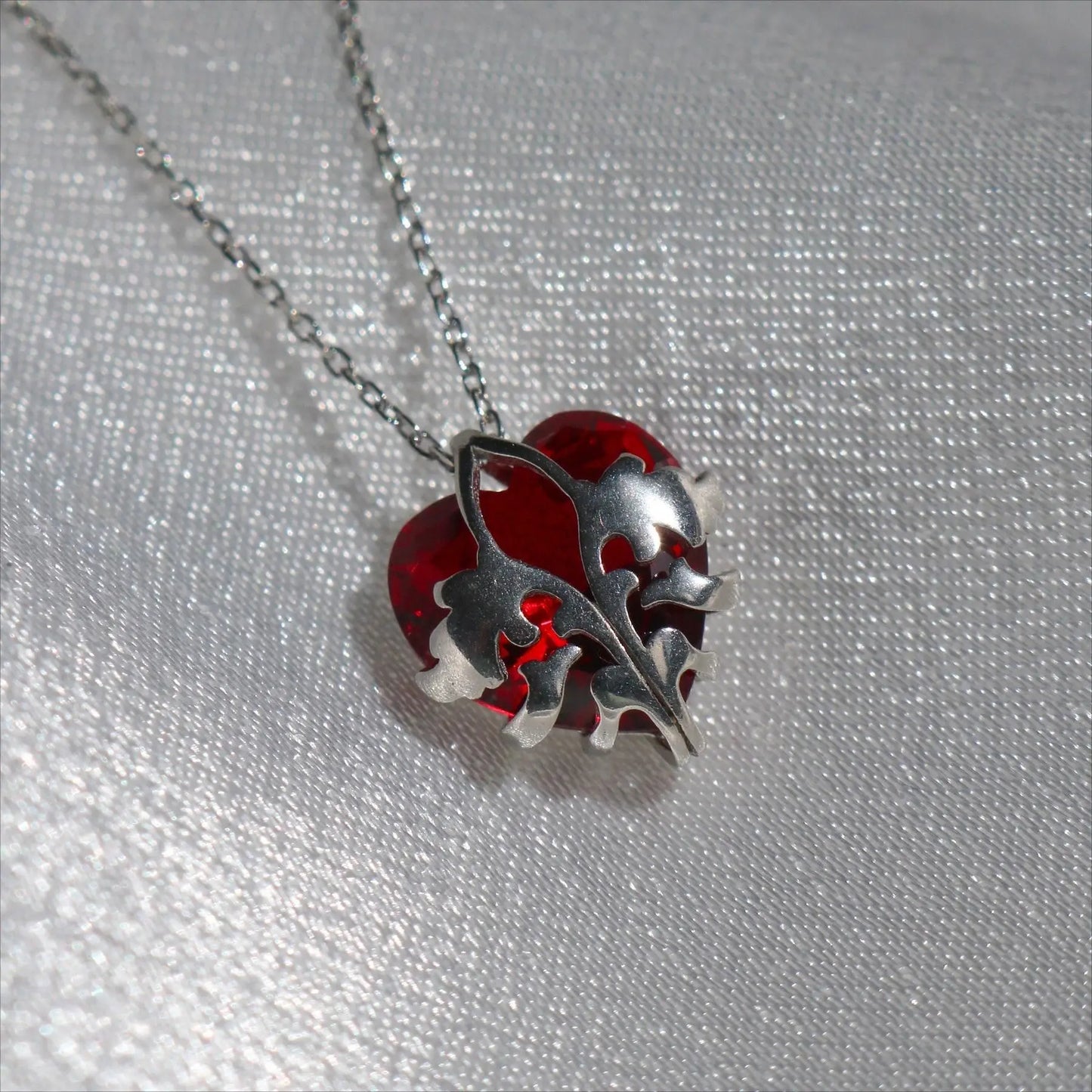 Eraklyon Necklace